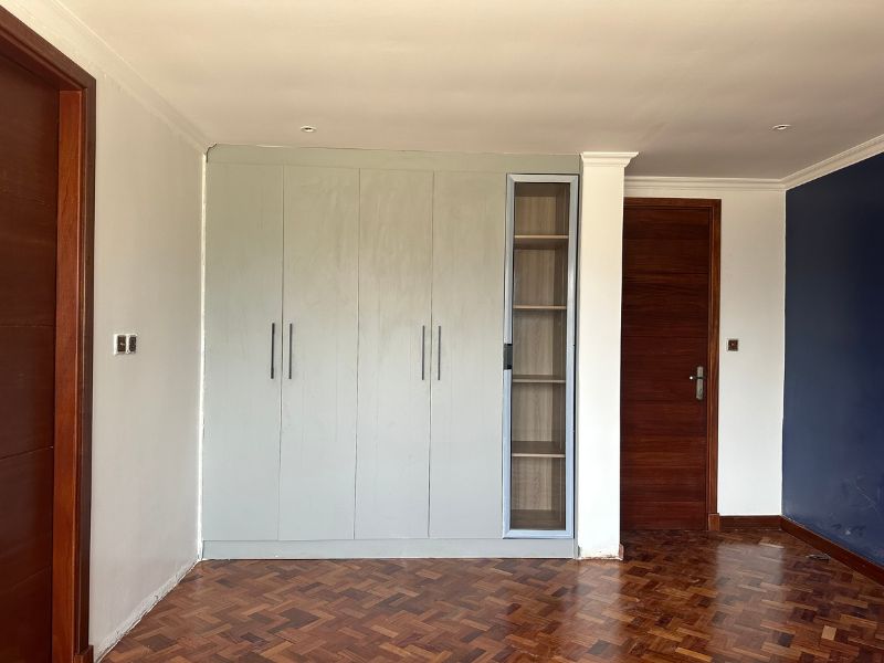 Wardrobes & Walk-In Closet Kiserian 10 Kiserian Corner Baridi (9)